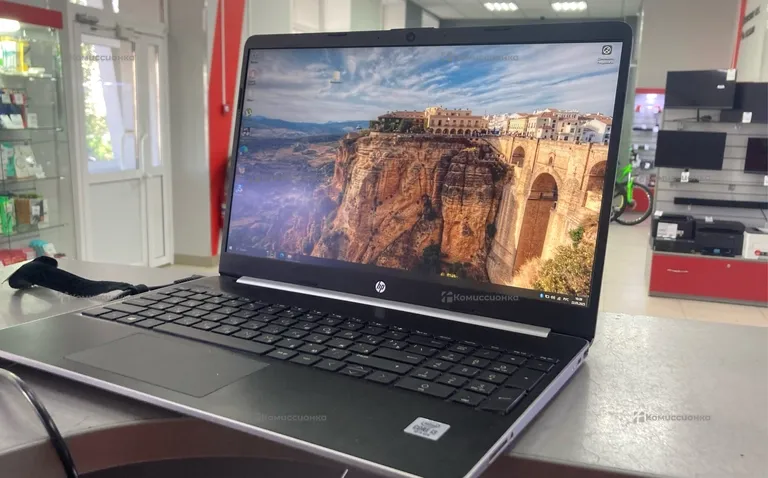 Ноутбук  HP 15s-fq1015ur
