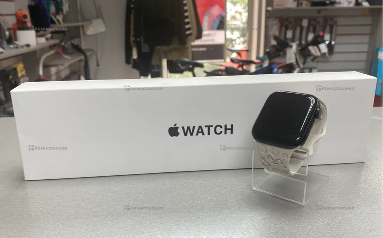 Часы  Apple Watch SE 2 44mm