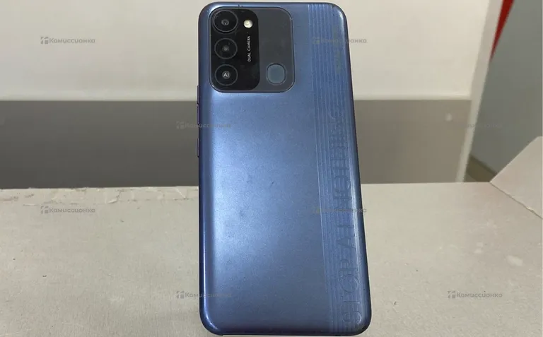Tecno Tecno Spark 8c 4/64 ГБ