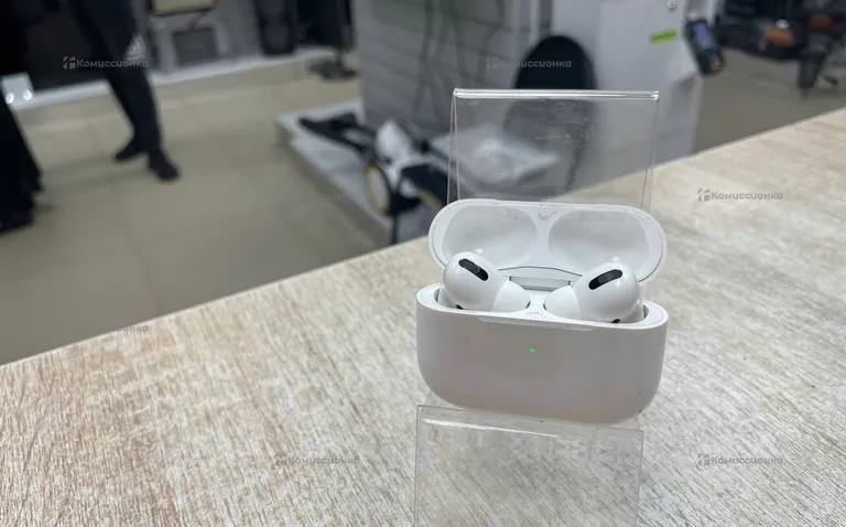 Наушники AirPods Pro