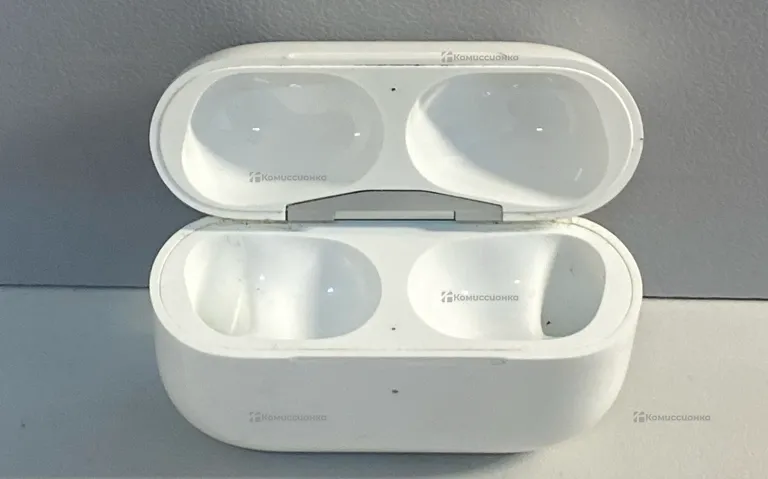 Кейс AirPods Pro
