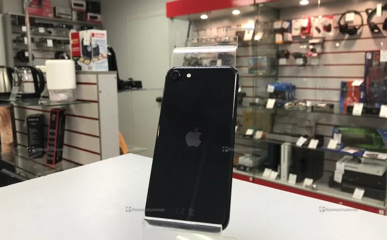 Apple iPhone SE 2020 64Gb.