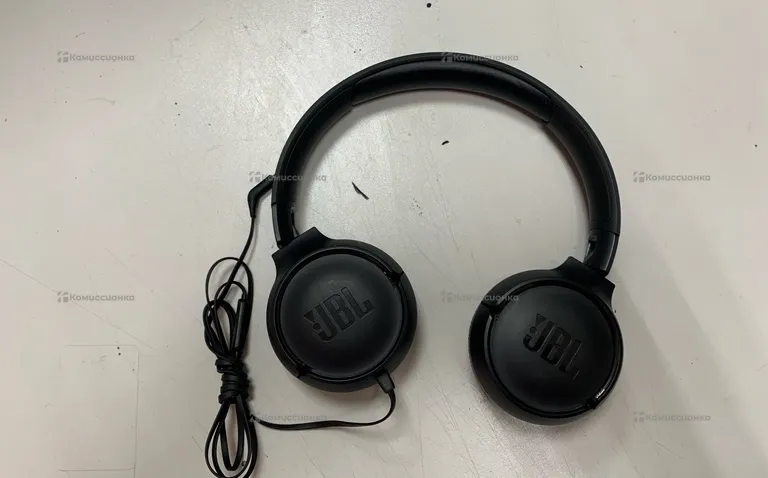 Наушники  JBL 500