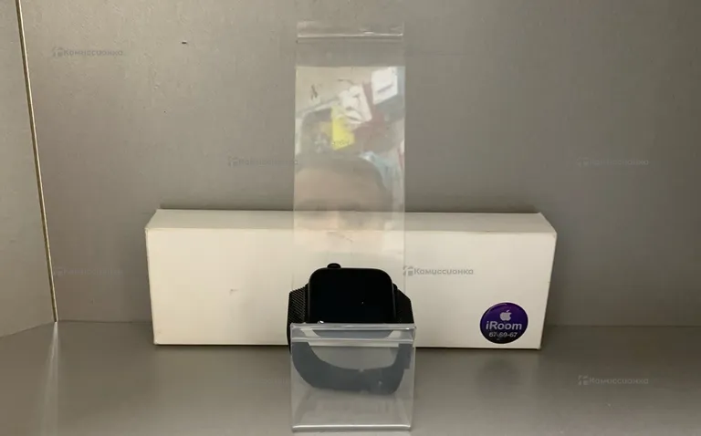 Часы  Apple Watch SE 2 44mm