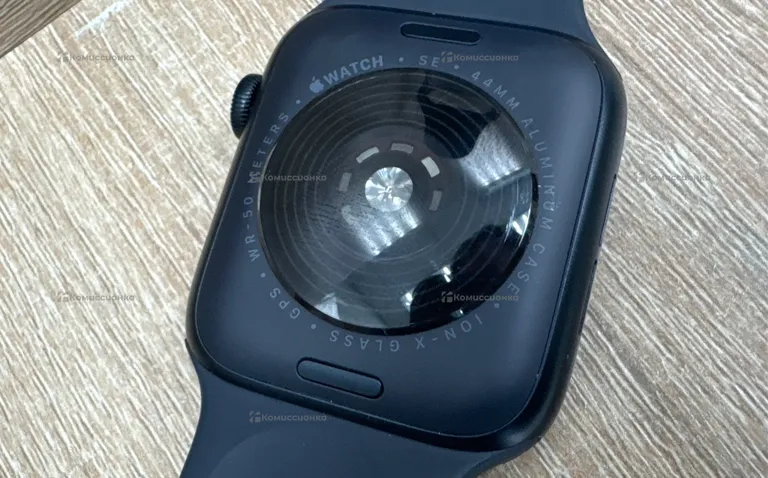 Apple Watch SE 44 2-gen