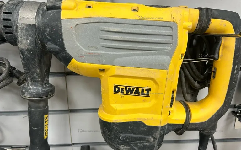 Перфоратор DeWALT D25733K