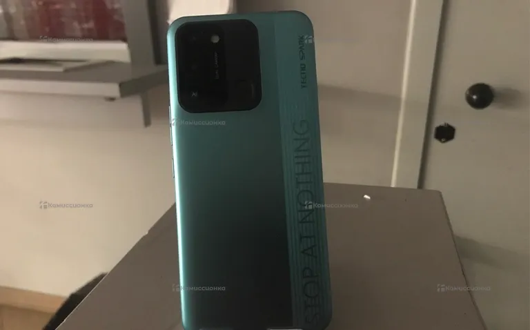Tecno Spark 8C