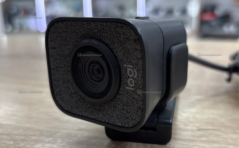 Web-камера Logitech Logi