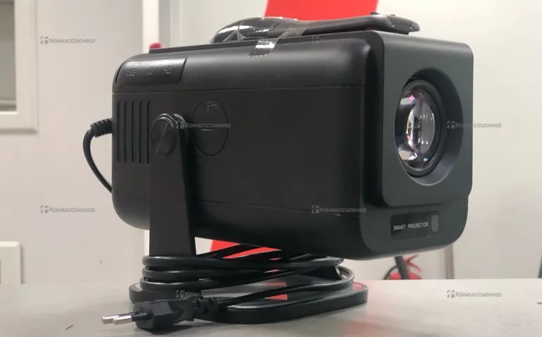 Проектор  V1 Portable Projector