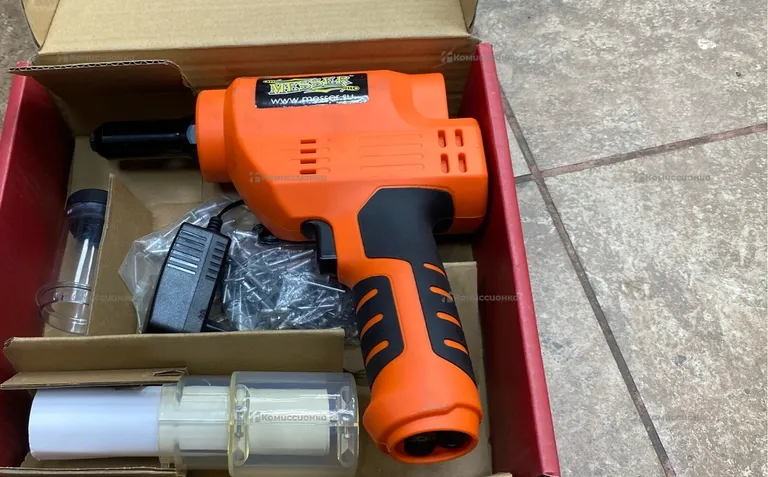 Заклепочник messer m6000