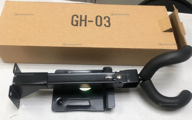 Держатель настенный для гитары gh-03