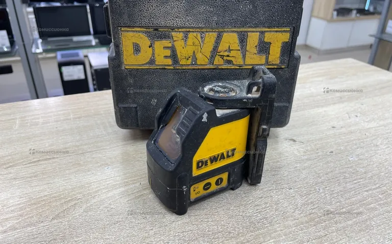 Лазерный уровень dewalt DW088K
