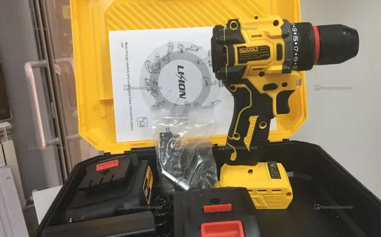 шуруповёрт brushless tool