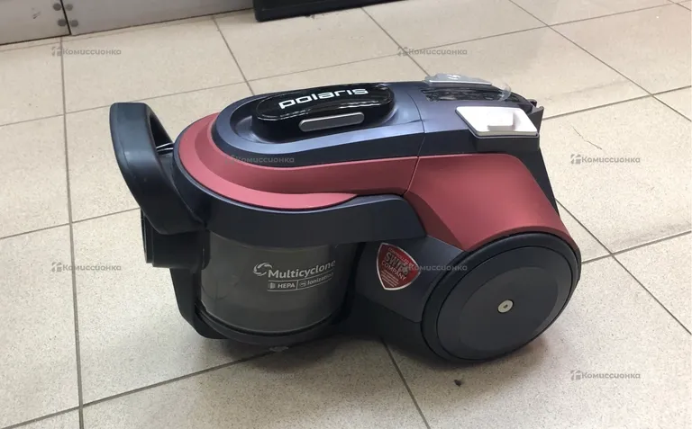 Пылесос  Polaris pvc 2004RI