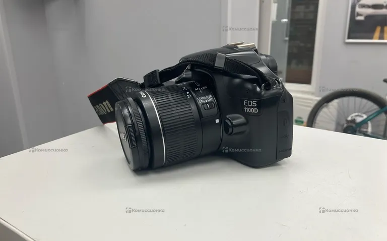 Фотоаппарат  Canon EOS 1100d