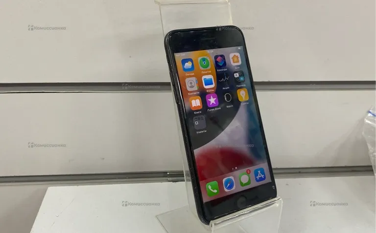 Apple iPhone 7 32 ГБ