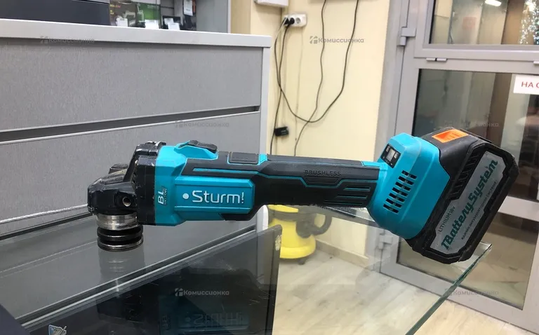 Аккамуляторная УШМ STURM CAG1812BLE