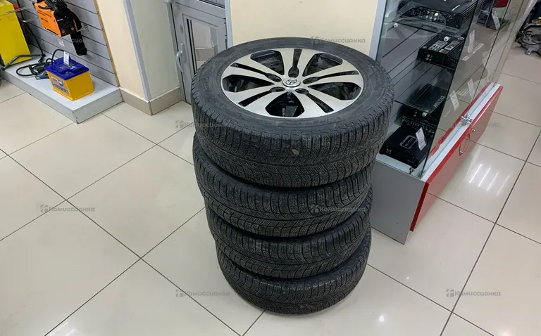 Колеса в сборе Toyota 225/55 R17