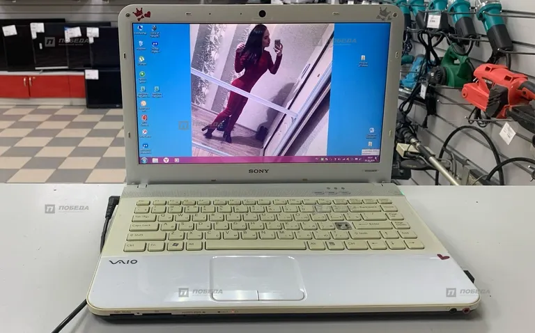 Ноутбук Sony Vaio PCG-61211V