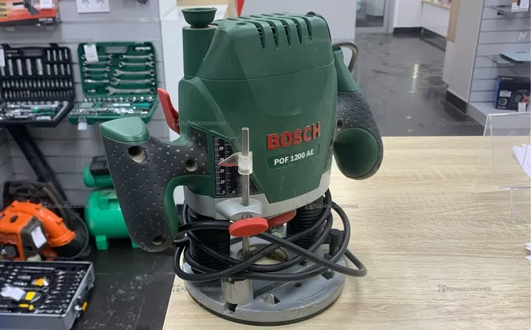 Фрезер Bosch POF 1200 AE
