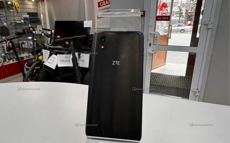 ZTE Blade L8RU