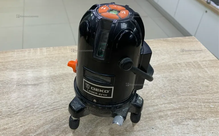 Лазерный уровень Deko Laser 4V1H