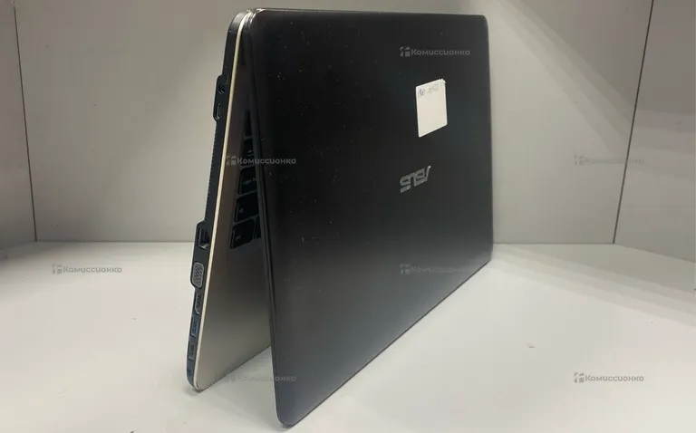 Ноутбук Asus X540S