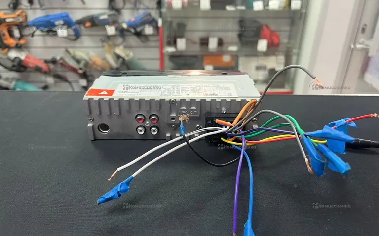 Автомагнитола  Lecar LCD-2100br