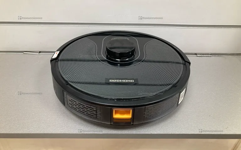 Робот пылесос Redmond RV-R670S