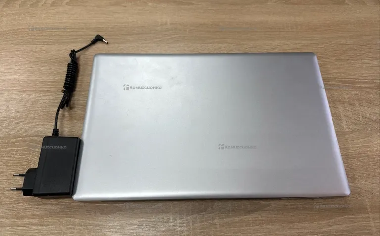 Ноутбук celeron n4000