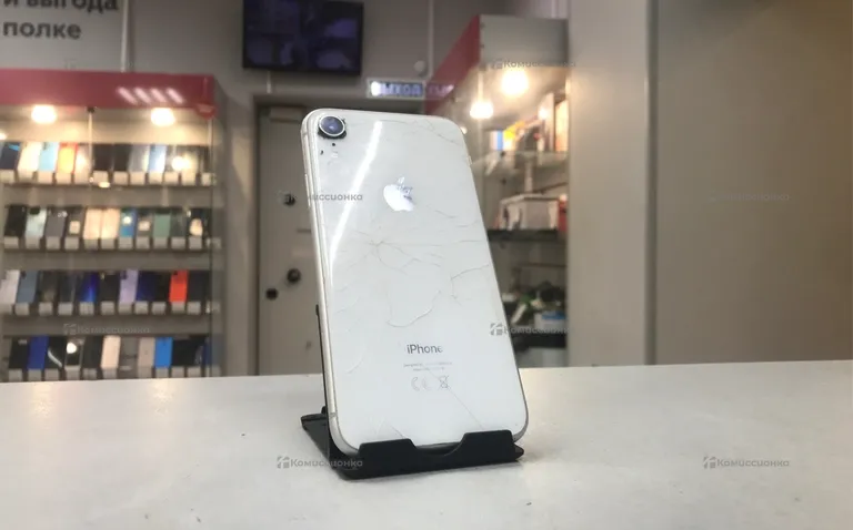 Apple iPhone Xr 64 ГБ