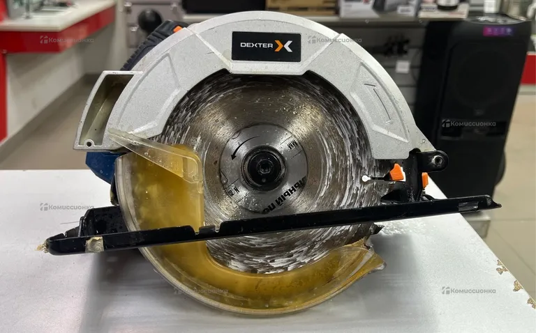 Циркулярная пила Dexter 1300CIS2-185.5