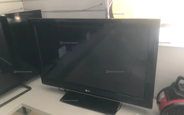 Телевизор LG 32LM340T