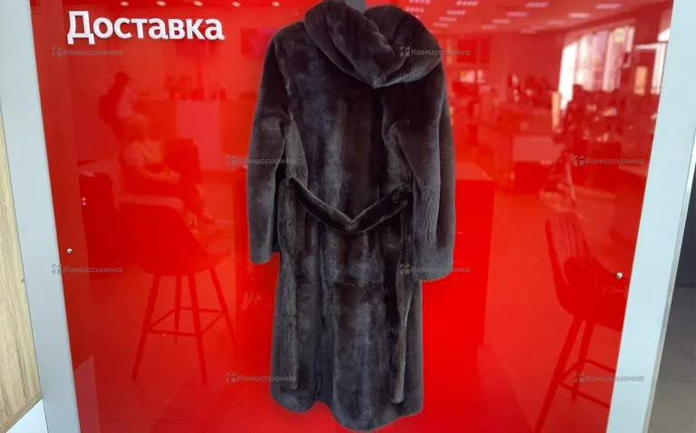 Шуба норковая Black Lama 46 размер