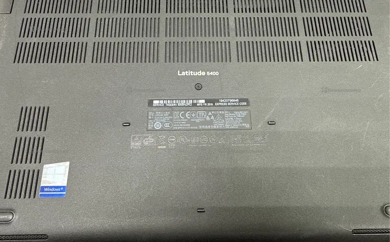 Ноутбук Dell latitude 5400