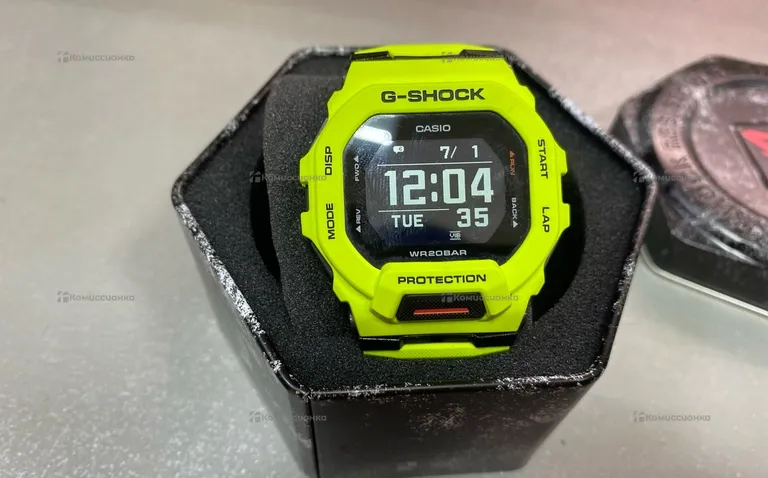 Часы  Casio  G-SHOCK GBD-200
