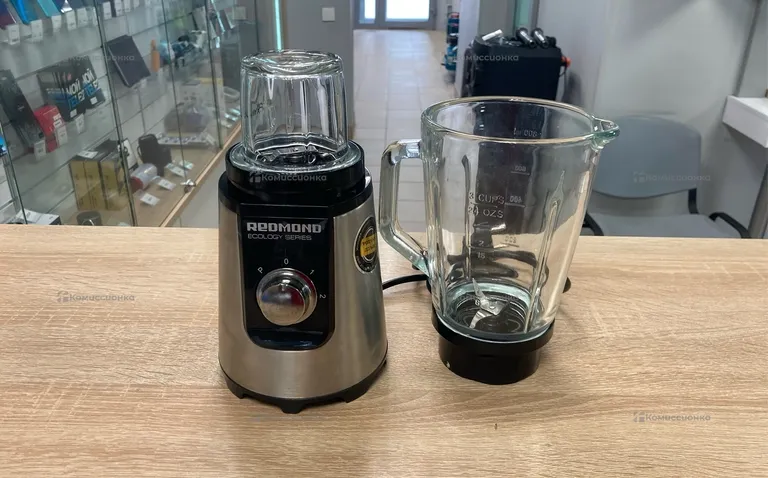 Блендер Redmond RSB-M3422