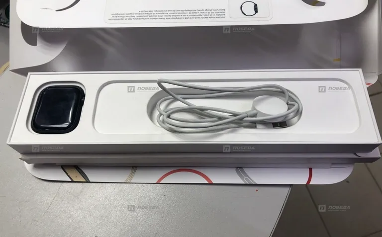 Часы Apple Watch 7 45MM