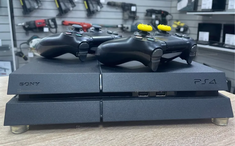 Приставка Sony ps4 Fat 500