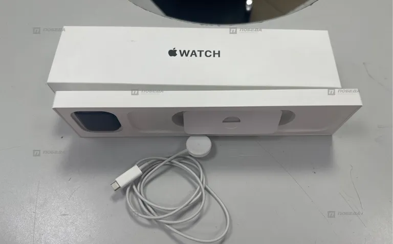 Apple Watch SE (2gen) 44mm