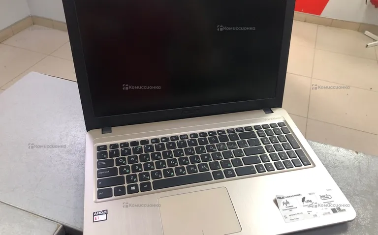 Ноутбук asus r540y