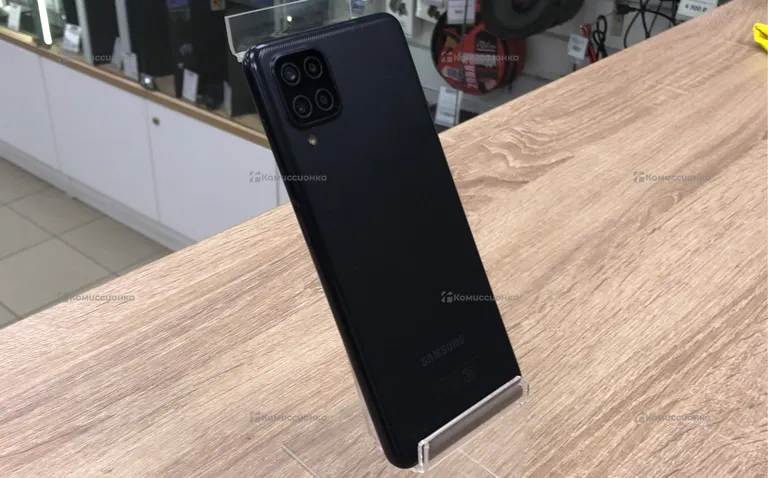 Samsung Galaxy A12 3/32 ГБ
