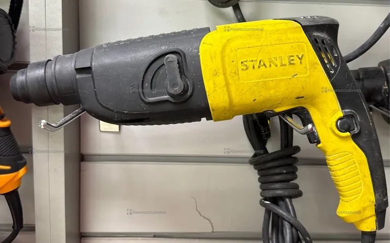 Перфоратор STANLEY STHR202K