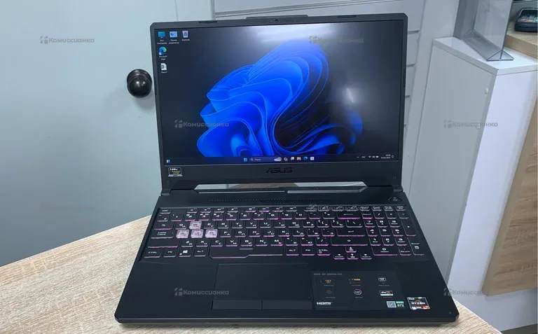 Ноутбук  asus