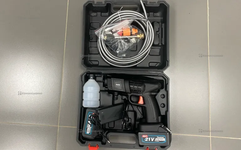 Аккумуляторная мойка Makita реплика