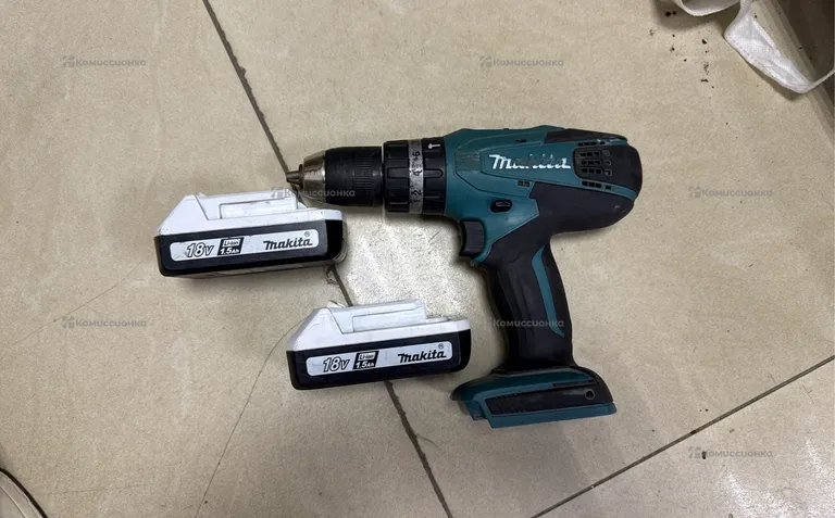 Дрель-шуруповерт makita HP457DWE