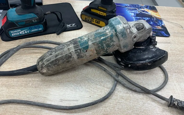 УШМ makita GA5034