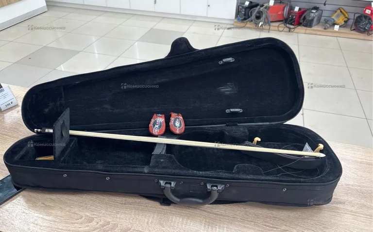 Электро Скрипка Yamaha SV-120 + дистанционные ради