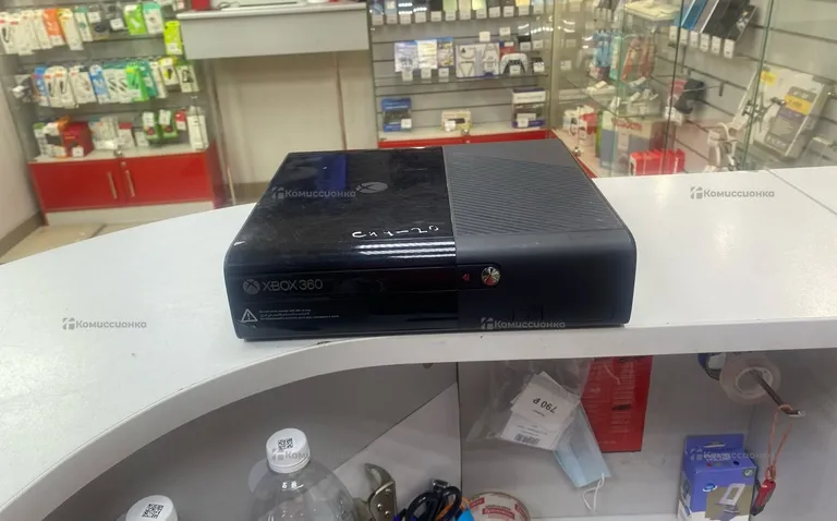 Приставка Xbox 360