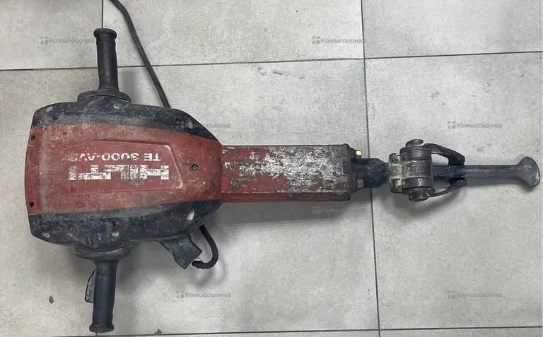 Отбойный молоток Hilti TE 3000-AVR